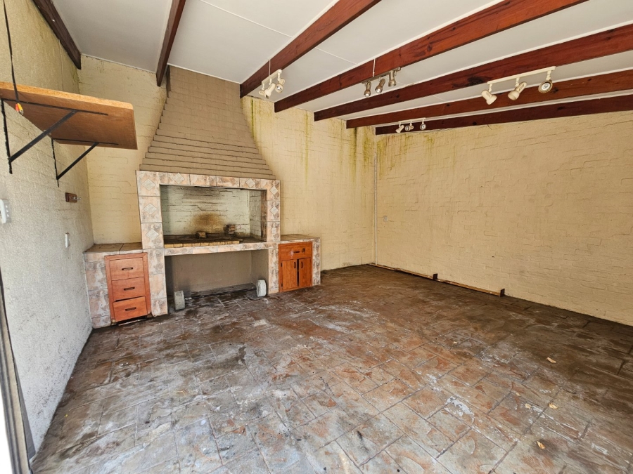 3 Bedroom Property for Sale in Dana Bay Western Cape
